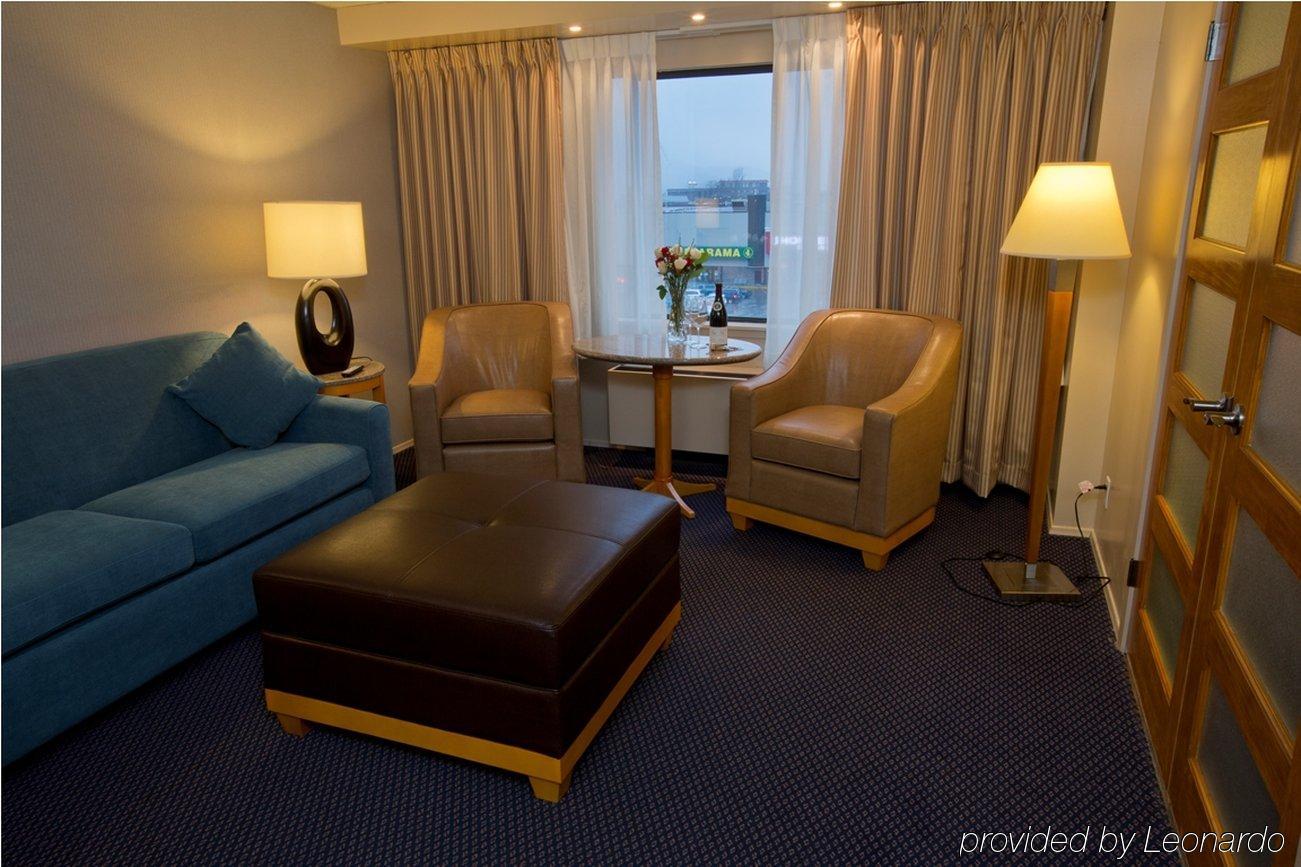 Prestige Oceanview Hotel Prince Rupert Exterior photo